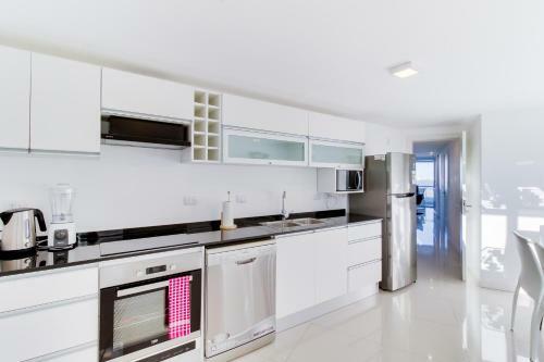Like At Home By Oceana Isabel Apartments