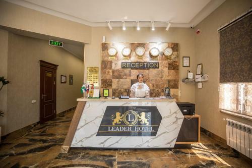 Leader Hotel