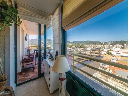 Apartment C/cel I Mar 8, �tico