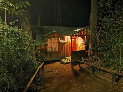 Lodge Caba�as Lemunantu Salto Del Indio