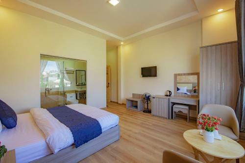 Khanh Uyen Hotel