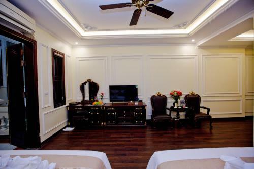 Th�i H� Luxury Hotel