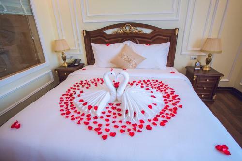 Th�i H� Luxury Hotel