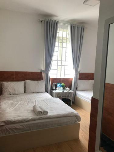 Hotel H� Linh