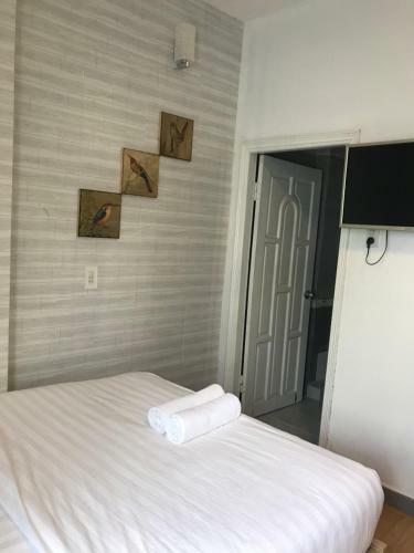 Hotel H� Linh