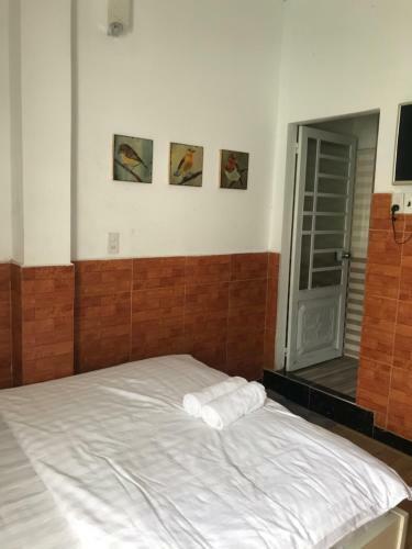 Hotel H� Linh