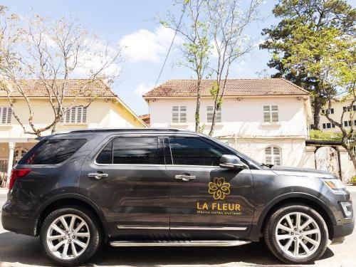 La Fleur Premium Central Apartment