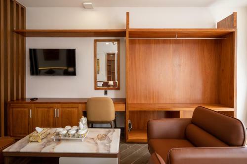 La Fleur Premium Central Apartment