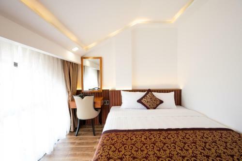 La Fleur Premium Central Apartment