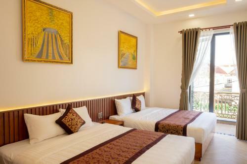 La Fleur Premium Central Apartment