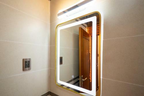 La Fleur Premium Central Apartment