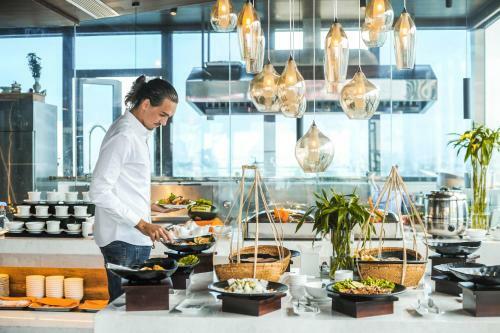 Grand Sunrise Boutique Hotel