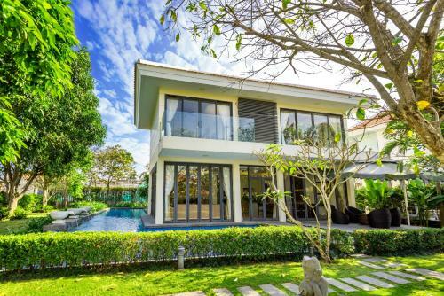 Danatrip Ocean View Villas Resort
