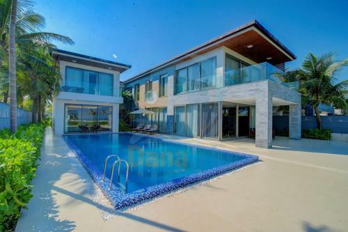 Danatrip Ocean View Villas Resort