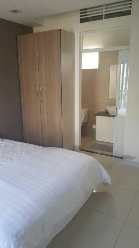 Riverside Villa Homestay
