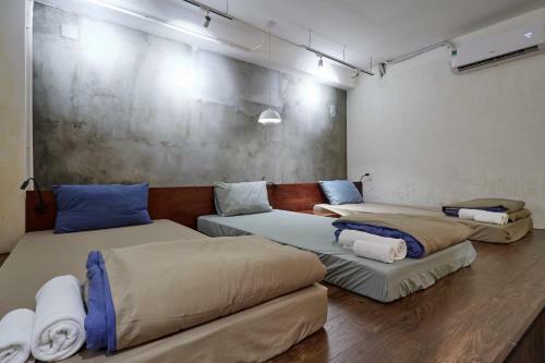 The Garden Hotel & Apartment