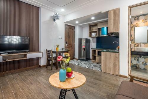 Hotel Triple Apartment Khue My Dong