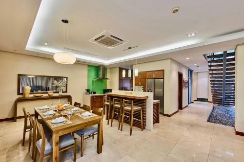 Emblemsea 4bedrooms Villa 5* Free Pick Up