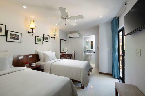 Ancient Lane Hotel