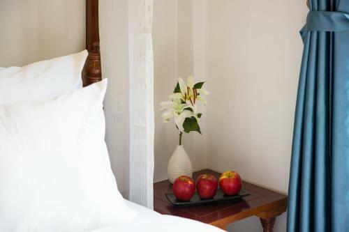 Ancient Lane Hotel
