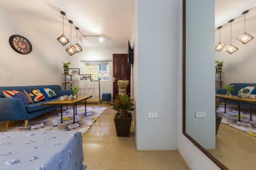 Hanoi Hola House