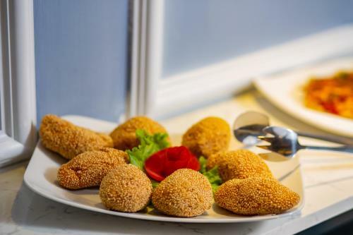 Shining Boutique Hotel & Spa
