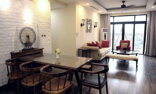 Bayhomes Royal City Serviced Apartment
