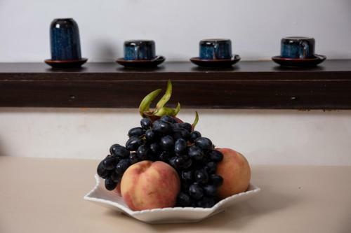 Hanoi Lullaby Hotel And Travel