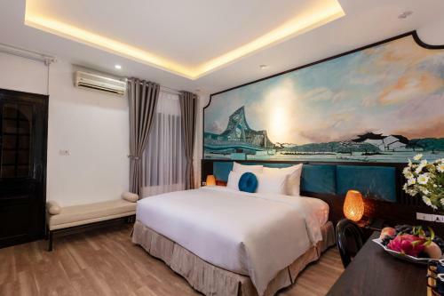 Hanoi Lullaby Hotel And Travel