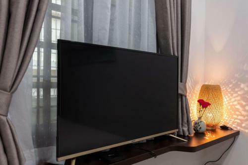 Hanoi Lullaby Hotel And Travel