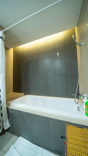 Bayhomes Lancaster Ha Noi Serviced Apartment