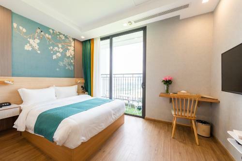 V-one Hotel