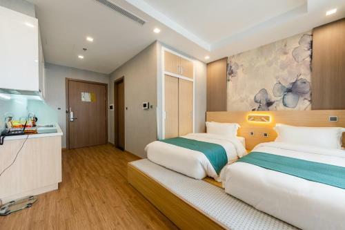 V-one Hotel