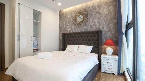Vinhomes Metropolish Apartment Center Hanoi