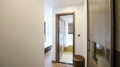 Vinhomes Metropolish Apartment Center Hanoi