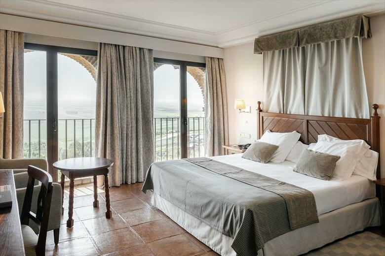 Hotel Parador De Carmona