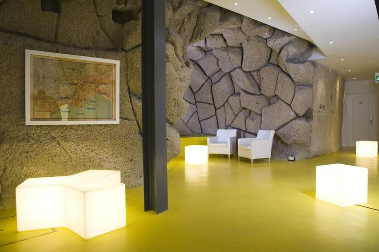 Hotel Correra 241