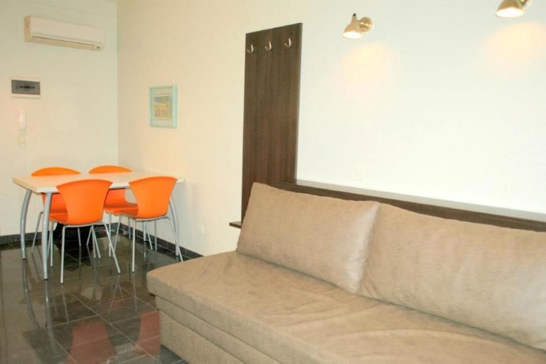 Defensa 1057 Apartamentos