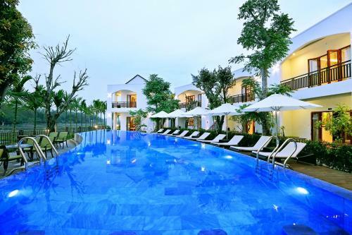 Azumi 03 Bedroom First Floor Apartment Hoian