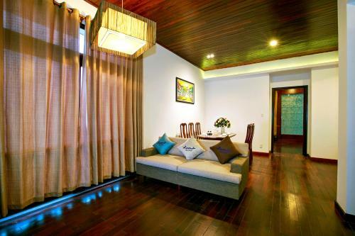 Azumi 03 Bedroom First Floor Apartment Hoian