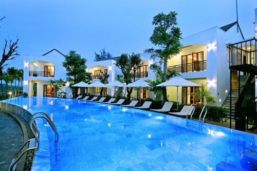 Azumi 03 Bedroom First Floor Apartment Hoian