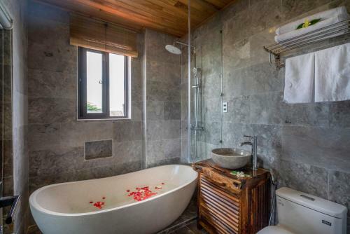 Hostal Maison Vui Homestay