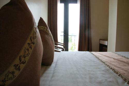 Thanh Long Hotel