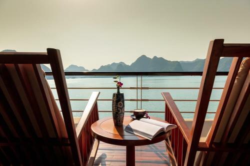 Orchid Premium Cruise