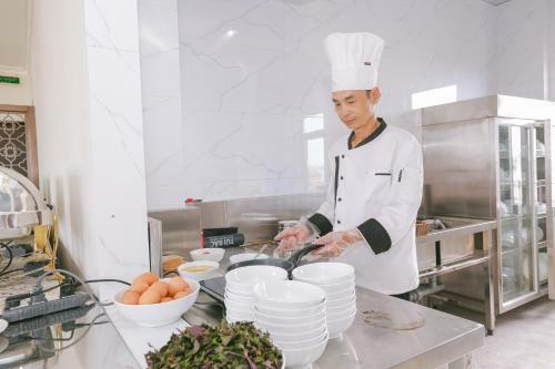 Prosperity Ha Long Hotel