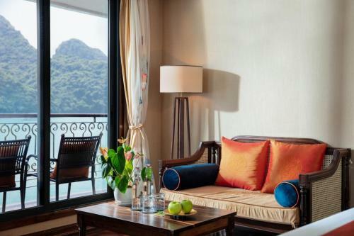 Indochine Cruise
