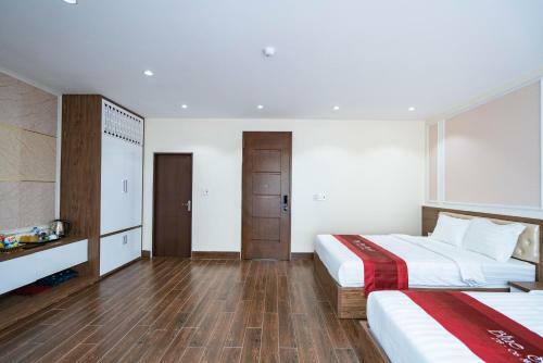 Blue Star Hotel