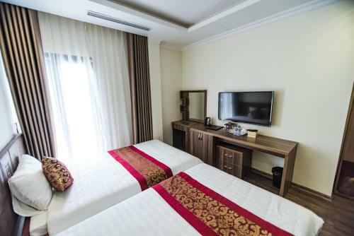 H? Long Legend Hotel