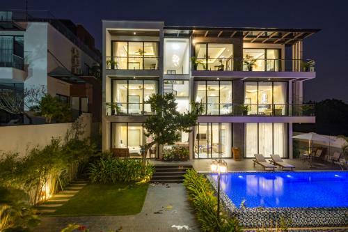 Bay Villa Ha Long