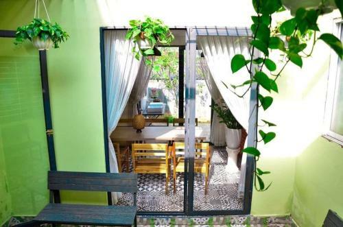 Hostal Monaco Homestay